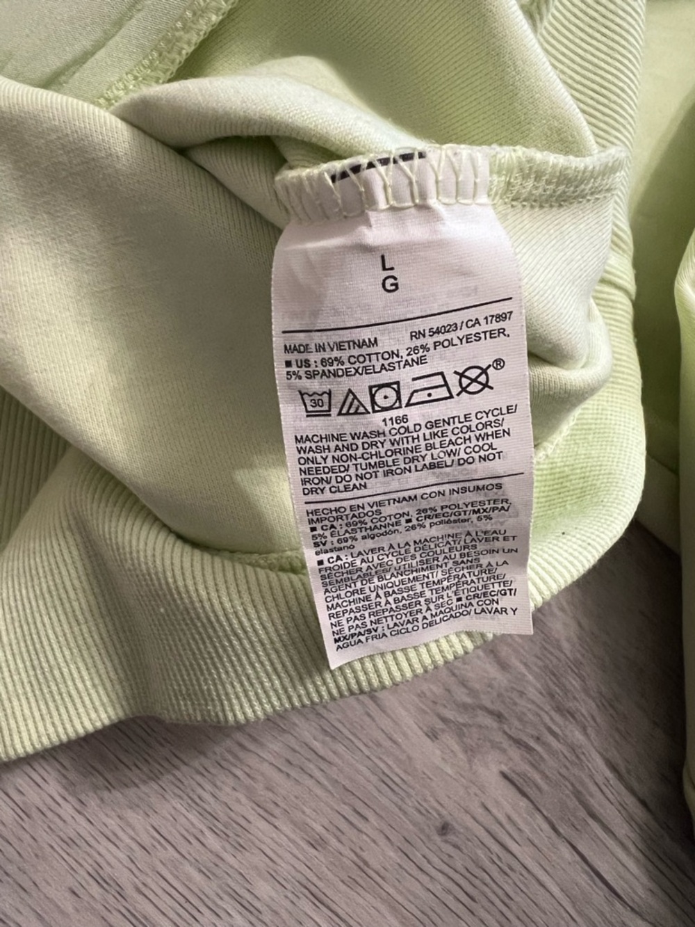 Old Navy Active pullover L - Picture 6 of 8
